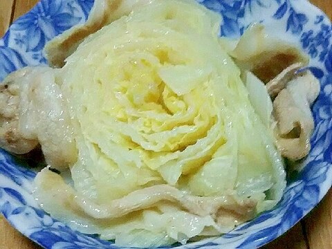 白菜と豚バラの蒸し煮